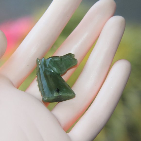 Vintage Miniature Carved Jade Horse Head - Picture 6 of 10